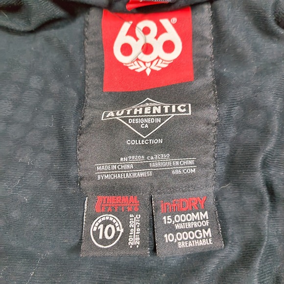 686 Snowboard Jacket Women Medium infiDRY Breathable Waterproof Paisley Fur - Picture 11 of 16